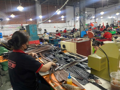 Sản xuất quà tặng đồ da theo yêu cầu   CÓ VAT 0