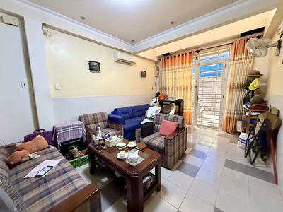 Hiếm - chính chủ bán 9,3 tỷ - lê quang định - bình thạnh - oto ngủ nhà - căn góc - klg - kqh - 3 3