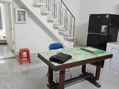 Nhà bán đường nguyễn hữu tiến, xe hơi tới cổng, 75m2, có 2 sân trước sau rộng rãi, giá nhỉnh 7 tỷ 4