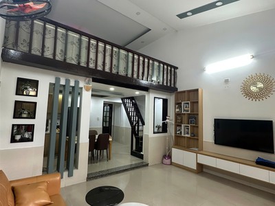 Bán hoặc cho thuê nhà kiệt trung tâm tp đà nẵng, mặt tiền rộng rãi 5m, hướng đông nam tài lộc 2