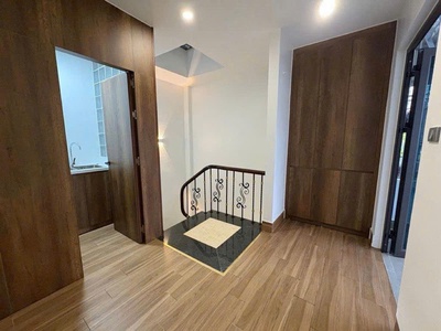 Bán nhà ngọc thụy 32m 5 tầng mt4.5m ô tô thông hơn 9 tỷ 3