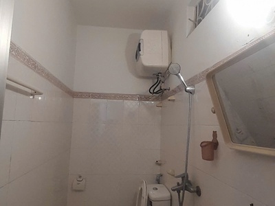 Cho thue nhà sạch đẹp trong ngõ to , ô tô đỗ cửa Trần NguyêN Hãn ,Lê Chân 1