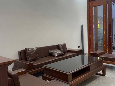 Bán căn nhà 3 tầng ngõ phố Bình Lộc, ph Tân Bình, TP HD, 80m2, 3 ngủ, sân cổng, chỉ 3.6x tỷ 5