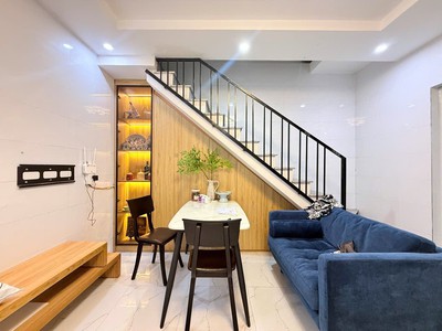 . Độc lập Tôn Đức Thắng - Lê Chân 0