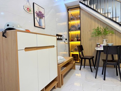 . Độc lập Tôn Đức Thắng - Lê Chân 1