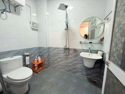 . Độc lập Tôn Đức Thắng - Lê Chân 2