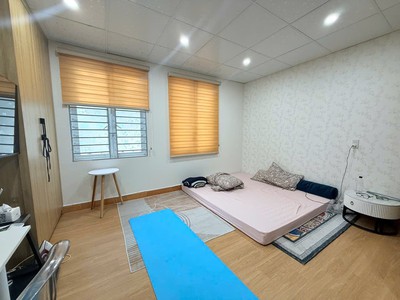 . Độc lập Tôn Đức Thắng - Lê Chân 3