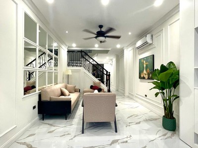 Bán nhà phan đình phùng, 35m2, 6 tầng, mặt tiền 3.3m, nhỉnh 15 tỉ, an ninh, an sinh tốt 0