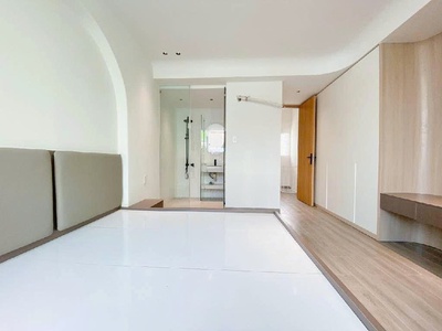 Nhà bán - hòa bình gần đầm sen, 4 tầng, nội thất hoàn thiện, ở ngay 0