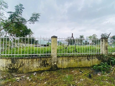 Bán quỹ đất trần đình tri 3.565,7m  ngang 56,5m gần chợ giá 105 tỷ 1