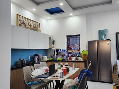 Bán nhà 3 tầng khu bên sông hiệp bình chánh 106m2 ngang 6.5m gần gigamall nhỉnh 8 tỷ 2