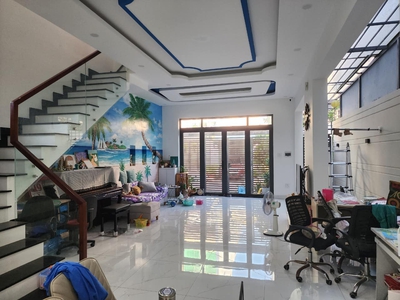 Bán nhà 3 tầng khu bên sông hiệp bình chánh 106m2 ngang 6.5m gần gigamall nhỉnh 8 tỷ 3