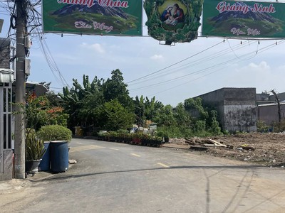 Bán đất mặt tiền nhựa 12m ngang 5x17m giá 5 tỷ đường đông thạnh 7-3 0