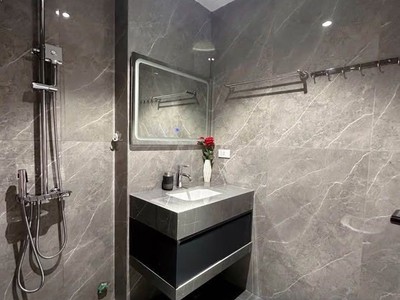 Tết về nhà mới -bán nhàthạch bàn - ngõ nông -  35m 5 tầng nhỉnh 6 tỷ 3