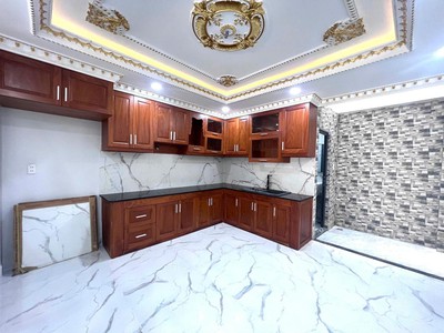 Bán nhà hẻm xe hơi 6m đường linh đông 68m2 xây 5 tầng đúc btct nhỉnh 8 tỷ 1