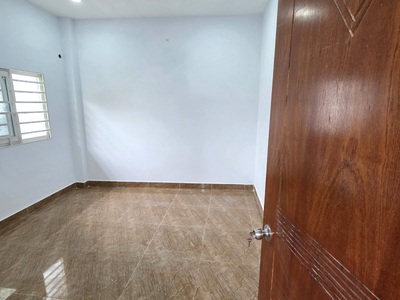 Hiếm  nhà 3 tầng ô tô ngủ trong nhà linh xuân, gần nhà thờ xuân hiệp, giá tốt 5.3 tỷ, thủ đức 4