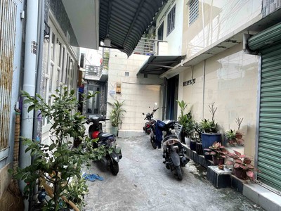 Hiếm nhà trường thọ 3.6 tỷ, 2 tầng 2pn, vài bước ra mặt tiền xe tải, gần đặng văn bi 2