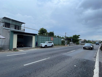 Cho thuê nhà nguyên căn 4 tầng, diện tích 119m2 sàn 240m2 ngang 6, mặt tiền quốc lộ 1a. gần kcn 0