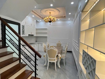 Phân lô thịnh quang - ngõ thoáng diện tích: 47m x 6 tầng mặt tiền 4,3m giá 20.5 tỷ 1