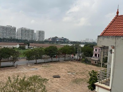 Bán nhà mới  hiếm phúc lợi, long biên   33m     5 tầng   sổ đỏ chính chủ   giá 5,x tỷ 4