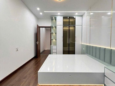 Bán nhà bùi xương trạch : 33m  5 tầng hơn 8 tỷ 2