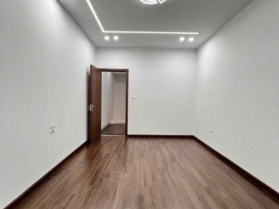 Bán nhà bùi xương trạch : 33m  5 tầng hơn 8 tỷ 3