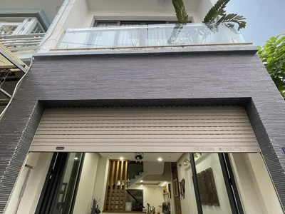 Định cư  nước ngoài cùng hội tụ gia đình bán nhanh cái nhà ngay sân bay 0