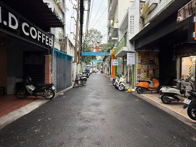 Bán gấp nhà hẻm trần hưng đạo - quận 1 - 66m2 - 3 tàng - giá 14.9 tỷ 0