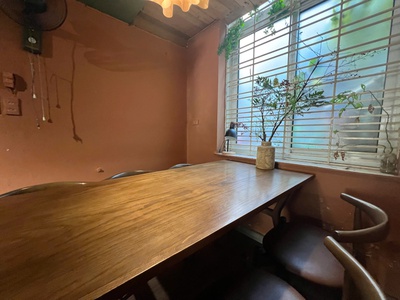 Linhhk cho thuê mặt phố phùng hưng   40m , mặt tiền 3,5m, có gác lửng 1