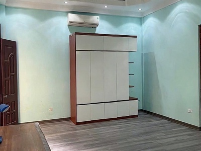 Hoàng hoa thám 40m x4 tầng 8,5 tỷ-20m ra phố,20m đường 2 ô tô tránh,ngõ thông 1