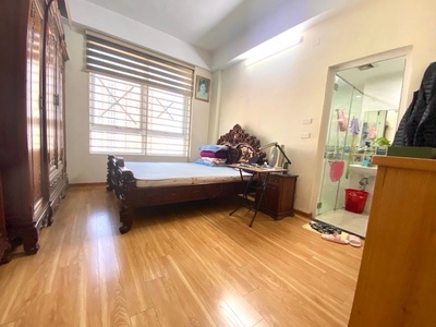 Bán chung cư lạc long quân 102m 9,45 tỷ view hồ tây,ô tô đỗ ngày đêm 3