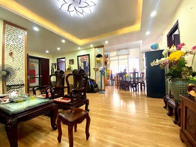 Bán chung cư lạc long quân 102m 9,45 tỷ view hồ tây,ô tô đỗ ngày đêm 1