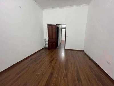 Hoàng văn thái - full nội thất 2 thoáng - dt 43m2 4 tầng mt 4m giá 12.9 tỷ 4