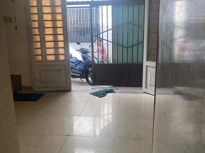 Cho thuê nhà nguyên căn Đường Số 5, P. Linh Trung   2PN   6tr 2