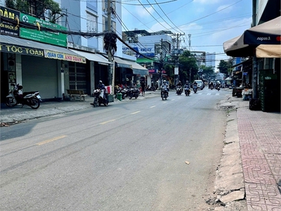 Bán nhà 3 tầng, mặt tiền lê khôi, gần nguyễn sơn, kd rất sầm uất, giá chỉ 5.48 tỷ 0