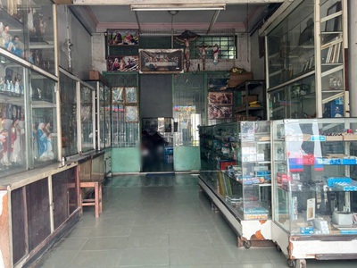 Nhà 3 tầng nh l 7m mặt tiền phạm thế hiển  số lẻ  p6q8. giá 14.9 tỷ 0