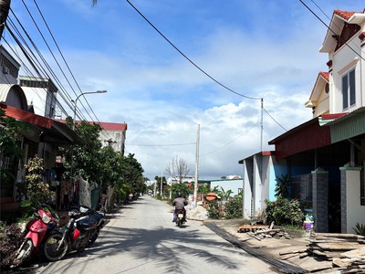 Siêu phẩm mặt đường bùi phổ   180m    ngang 6m   giá hiếm khu trung tâm dương kinh  zalo 0567 222 3