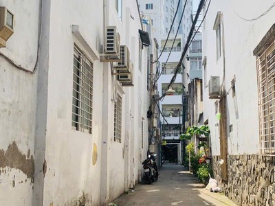 Nhà c4 q1   hẻm xe hơi - nguyễn khắc nhu   đất trung tâm hiếm dt:  4m x 15m   60m 2