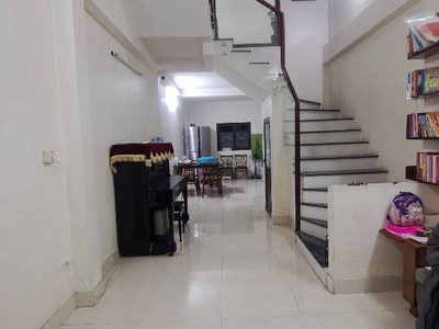 Hiếm    nhà đẹp long biên, ô tô vào nhà, ngõ nông, dân xây 50m 3,5 tầng nhỉnh 7 tỷ 1