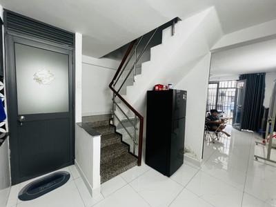 Bán nhà 2 tầng trong ngõ kha vạn cân, linh đông, thủ đức, tp hcm. dt 47m2, giá 4,6 tỷ, sổ hồng, 1