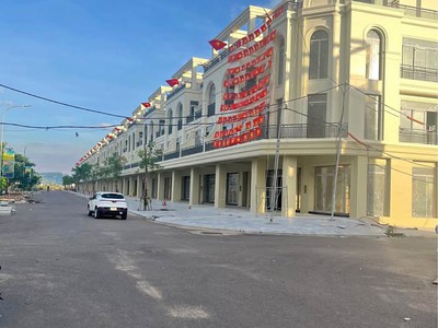 Đất Nền Quy Nhơn - Chỉ 2.x tỷ - Không Ngập - Gần Sân Bay Phù Cát 2