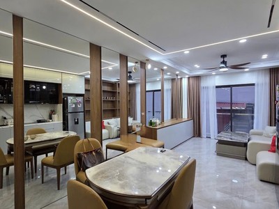 Nhỉnh 1x tỷ, phân lô lâm hạ 45m2 7 tầng, ô tô tránh, dừng đỗ, full nội thất 3