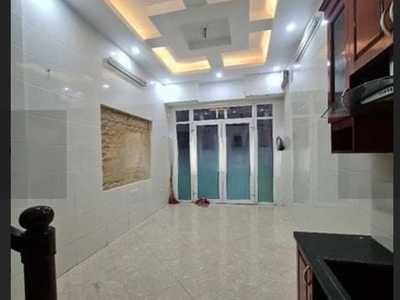 Cho thuê nhà ngõ kiến thiết 28m  x 5,5 tầng 14 triệu 10m ra ô tô 1