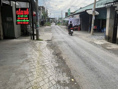 Chính chủ bán đất mặt tiền đường nhựa tám bình   tặng nhà kiên cố tại đức hoà 4