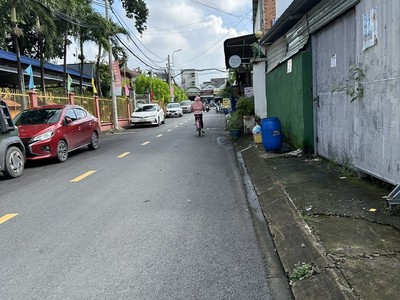 Đất dt: 95m2 chỉ 4 tỷ hxh nguyễn văn tăng, quận 9 - tiện xây mới: 2