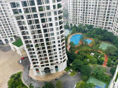 Căn hộ chung cư royalcyti- 104m, tầng 18- 3pn, 2wc, 2 ban công   full nội thất- giá 14,1 tỷ 0