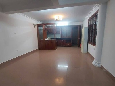 Phân lô cán bộ cao cấp phố quan nhân-90m 6tầng- lô góc- vỉa hè - ôtô -kinh doanh-giá 28 tỷ 2