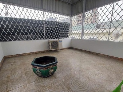 Phân lô cán bộ cao cấp phố quan nhân-90m 6tầng- lô góc- vỉa hè - ôtô -kinh doanh-giá 28 tỷ 4