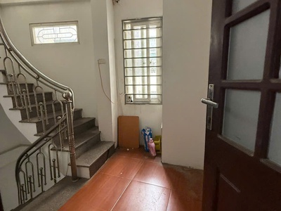 Chính chủ cần bán nhà hai bà trưng trần khát trân  5 tầng 3 ngủ giá 7.x tỷ  sổ đỏ pháp lý chuẩn 3