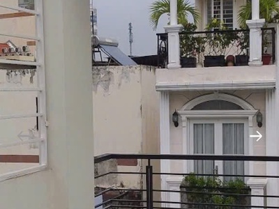 Bán nhà 4 tầng- ngang nở hậu tài lộc- đ.xóm chiếu- xe hơi đậu cửa- lưu thông tôn thất thuyết- 3